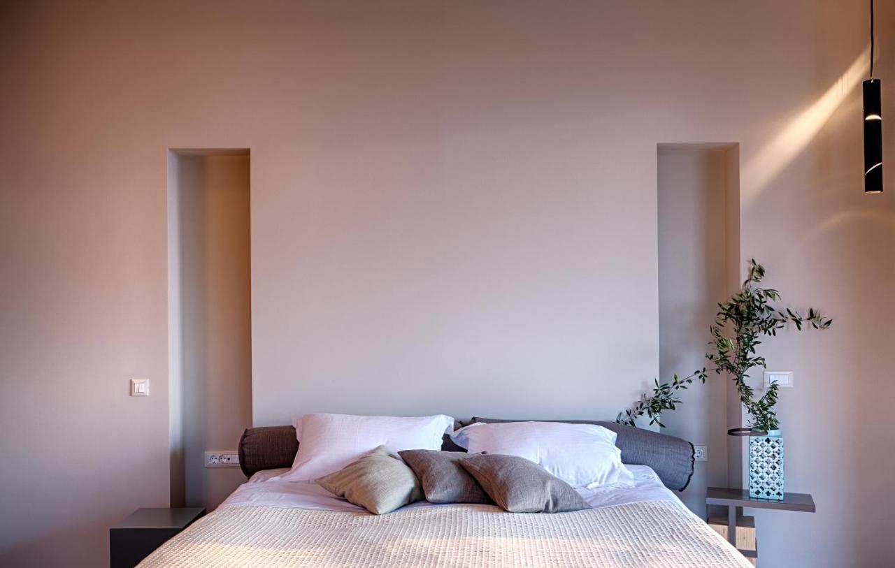 Euphoria Suites Avía Eksteriør bilde